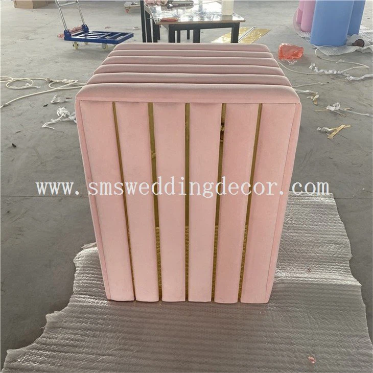 pedestal plastic