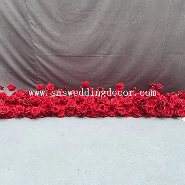 red flower table runner