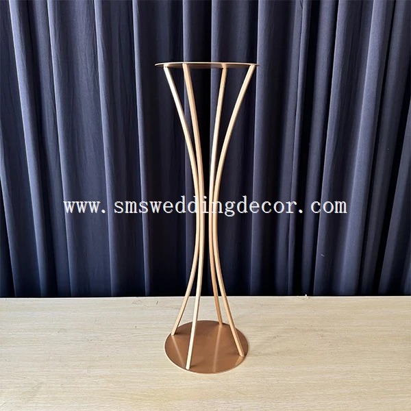 centerpiece wedding table